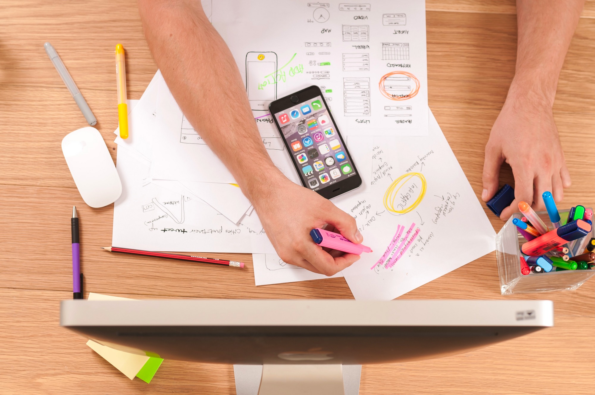 You can start an online business from scratch with no money or with a small startup investment