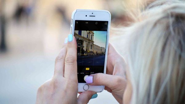 Can you schedule Instagram stories? Let's find out!