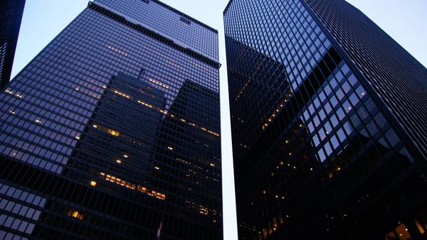 How to tag a company in LinkedIn posts!