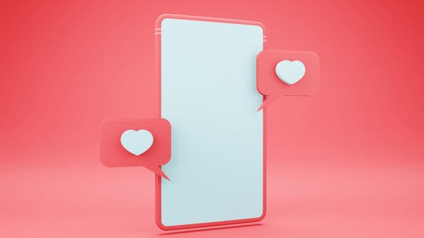 Instagram Reels vs TikTok: Which Performs Better for Content Creators?