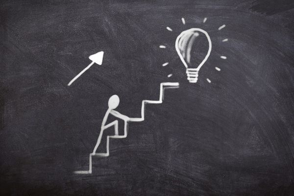 Step-by-step Guide to Getting Famous on Social Media